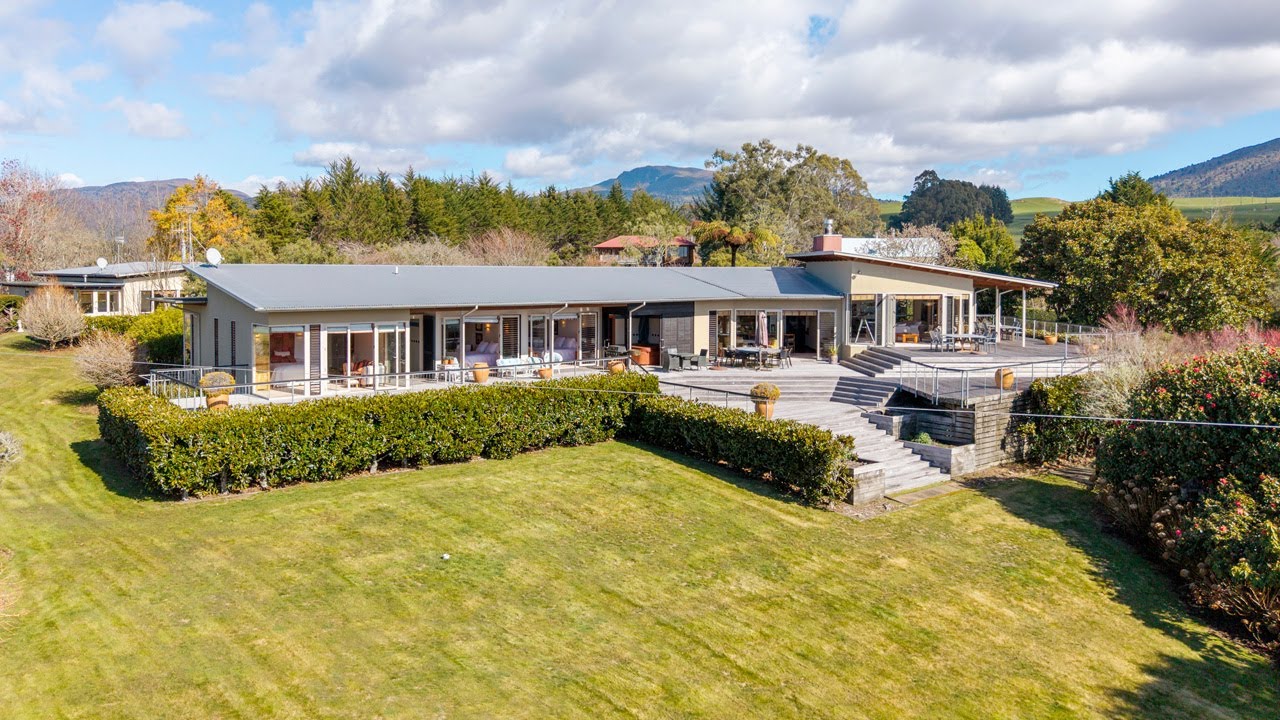 Architectural Pukawa Retreat with Dual Dwellings