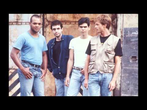 A Dança  Geração Coca-Cola (pot-pourri) - Legião Urbana