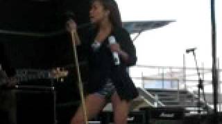 Keshia Chante LIVE !