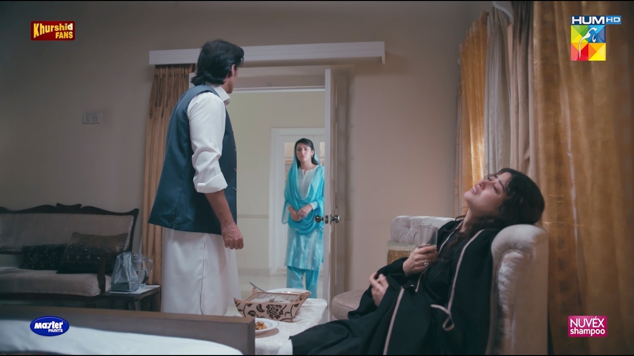 Bano Ne Sarbuland Ko Larki Ke Sath Dekh Lia...! Zanjeerain - HUM TV