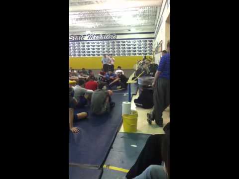 Jens Pulver speaking to Kearney bearcats wrestling team.