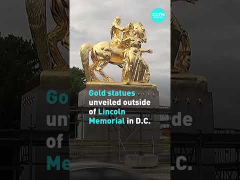 Gold statues unveiled outside of Lincoln Memorial in D.C.