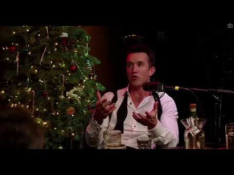 Rob McElhenney (Mac) & Charlie Day (Charlie Kelly) debating their creative approach to Always Sunny