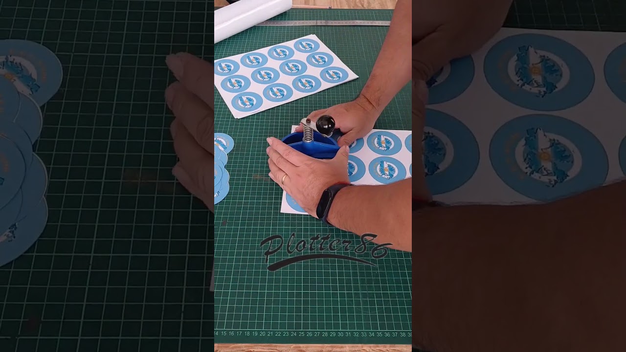 otra tanda de pines!! #personalizados #publicidad #sublimados #gráficas