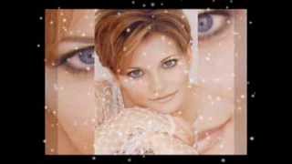Martina McBride - Christmas Album Medley (Slideshow Video)