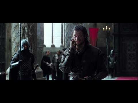 Snow White and the Huntsman (Featurette 'The Drunken Huntsman')