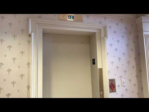 Elegant Schindler HXPress Hydraulic Elevators @ Executive Commons I, Pepper Pike, OH