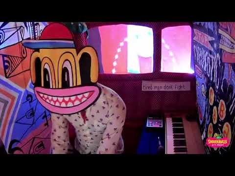 neoangin - nonstop neurotic cabaret - live at shoxxxboxxx