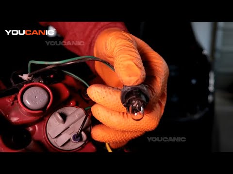 2015–2021 Kia Sedona – Rear Side Marker/Clearance Light Bulb Replacement