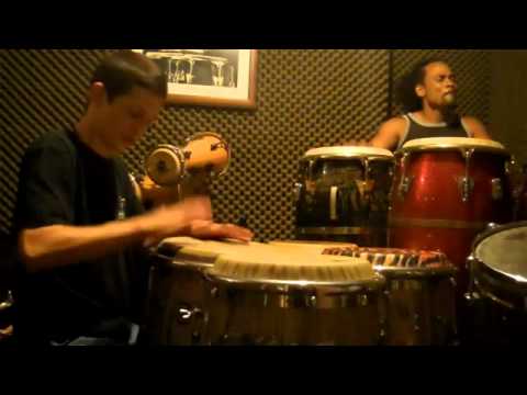 Daniel Diaz y Paoli Mejias Hablando con el tambor Part 1 de 3