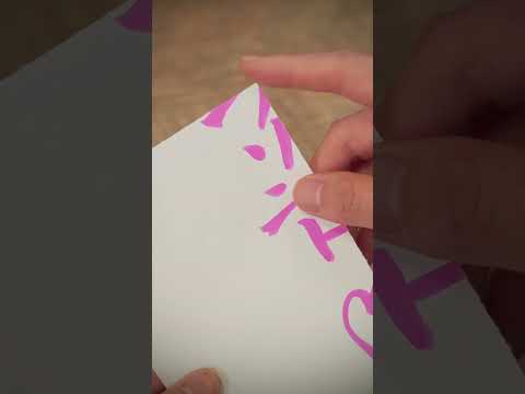 A4用紙をヨンブンカッツ。