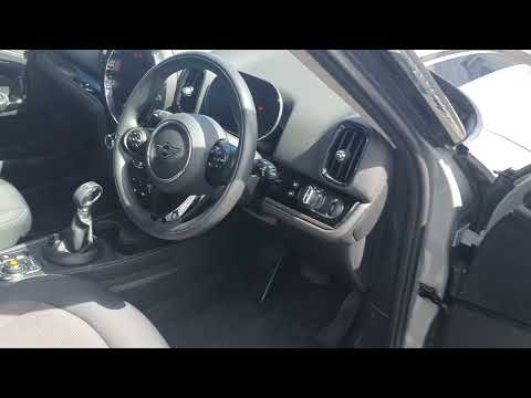 MINI COUNTRYMAN Cooper S E Classic - Image 2
