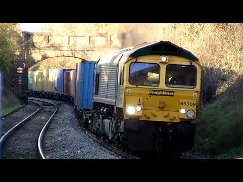 66569 4LXX 22:00 Coatbridge F.L.T. to Felixstowe North F.L.T. @ Derby Road (Ipswich) 07/12/13