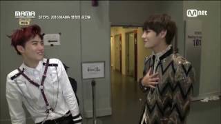 Download lagu [161209] - MAMA Behind EXO 2 - EXO Suho and BTS V Taehyung mp3