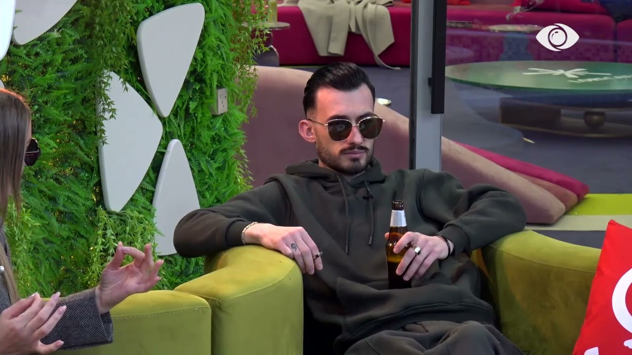 “Jam viktimë e lojës tënde”/ Juela diskuton me Kristin për Brikenën: Kjo është e para që e ka mbrojtur Rogertin