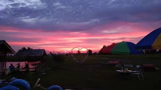 preview picture of video 'Pesona Sunset Danau HOCE. Sangat indah sekali.'