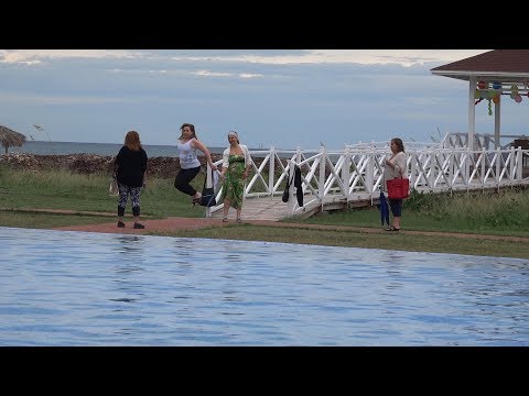 Grandmas again 8 year old - Pullman, Cayo Coco - Cuba
