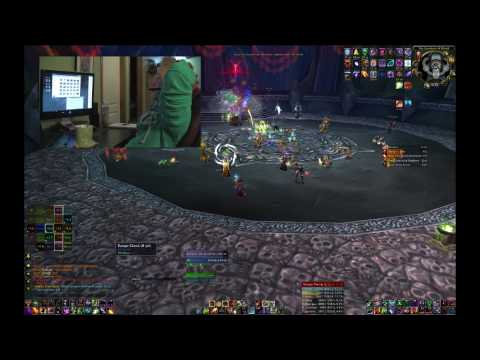 How To: Not Get Bitten First On Blood Queen