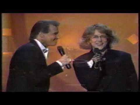 Bill Medley & Jennifer Warnes - I've Had the Time of My Life (1988 - 15th AMAs)