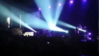 Phil Wickham - Heaven fall down APU 3:21:13