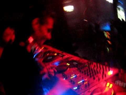 alin prada, missdjmara & kata @Noise- video 2