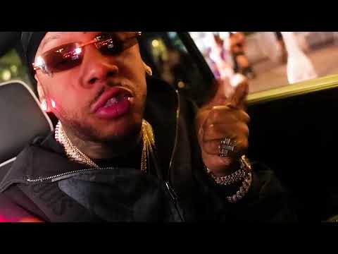 YOMEL EL MELOSO and Megadivo Produce