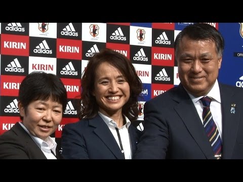 Nadeshiko Japan’s new coach TAKAKURA Asako “We aim to play football that can lead the world”｜Japan Football Association