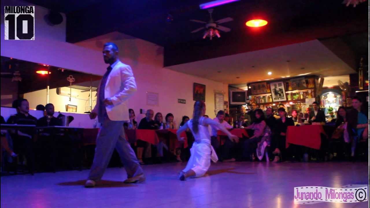 Claudio Gonzalez y Melina Brufman en MILONGA10 02/03