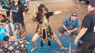 Download lagu BIKIN MELONGO ❓ CANTIK.NYA BIDADARI BIDADARI GAGAK HIDAYAT Kuda Lumping Kesurupan Terbaru mp3 Download lagu BIKIN MELONGO ❓ CANTIK.NYA BIDADARI BIDADARI GAGAK HIDAYAT Kuda Lumping Kesurupan Terbaru mp3