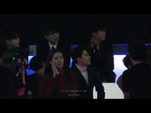 171201 MAMA in HK - Donghae Sings Along to RV’s Peek-A-Boo