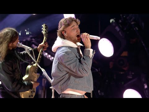 Bailey Zimmerman - Religiously (New Year's Eve Live: Nashville's Big Bash 2025 Performance)