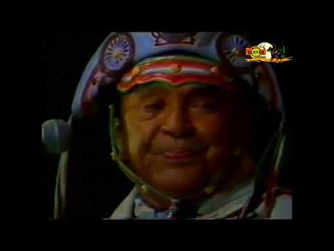 LUIZ GONZAGA AO VIVO NO FESTIVAL DE VERÃO DO GUARUJÁ SP, EM 1981 PARTE 01