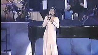 LOVE IS ALL - CC - Yanni - Vann Johnson (subtitles EN and BR)