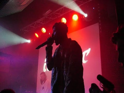 IIICONIC FT. CHARLOTTE MOON- INSIDE (LIVE)