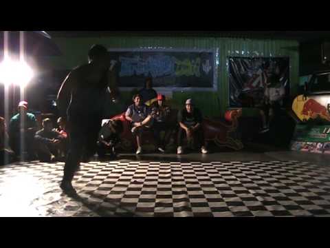 BREAKIN DON 2015 // Footwork Semi 2 // Black Boy vs Lupy