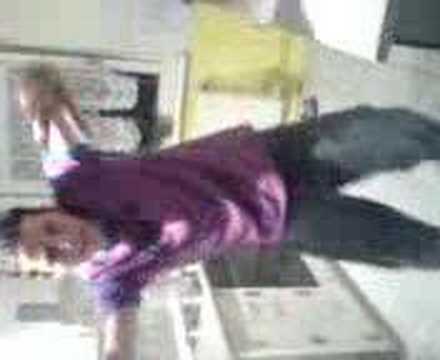 Orhan (besoffen) tanzt wie ein jokel