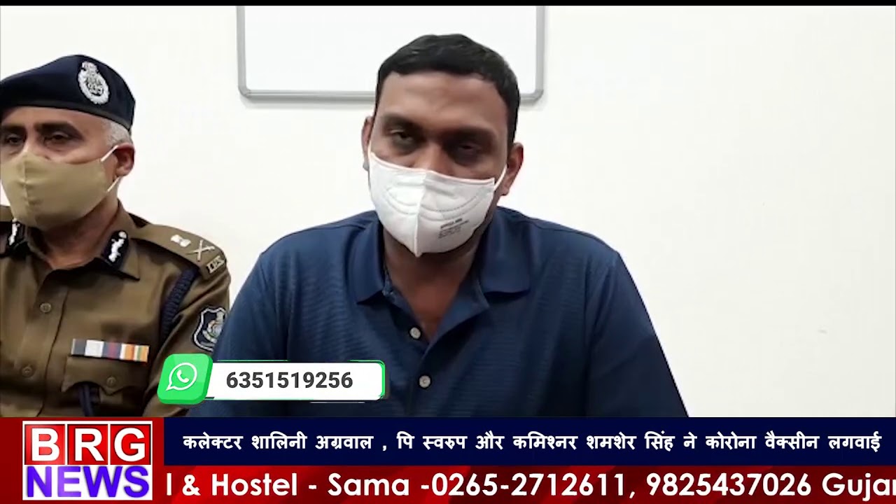 कलेक्टर Shalini Agrawal , P. Swarup और कमिश्नर शमशेर सिंह ने Corona Vaccine लगवाई