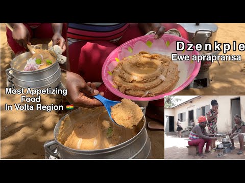 African Village Life || cooking most appetizing Voltarian Food || Dzenkple