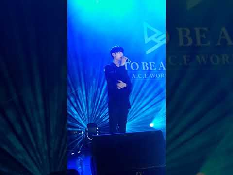 2019.03.01 To be an ace world tour in Brussels - Flashlight