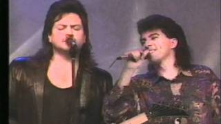 La Fiebre - Eres Mi Primer Amor - The Johnny Canales Show