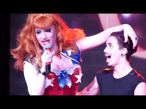 Jinkx Monsoon "Best Moments" | Festa Priscilla "BLUE SPACE" Rupaul's Drag Race (06-11-15) LEH SANUTY