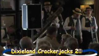 It's Only A Paper Moon - Dixieland Crackerjacks in Jazz Club Tiel