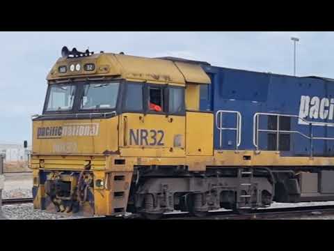 NR32 Pacifc National Departing Kewdale