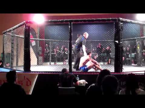 Nick Skerrett Rage in the Cage Wallacetown Stadium 20th August 2011.mp4