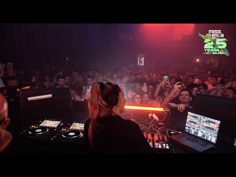 Miss Sheila - 25 Years Of Music - Live at Pedra do Couto