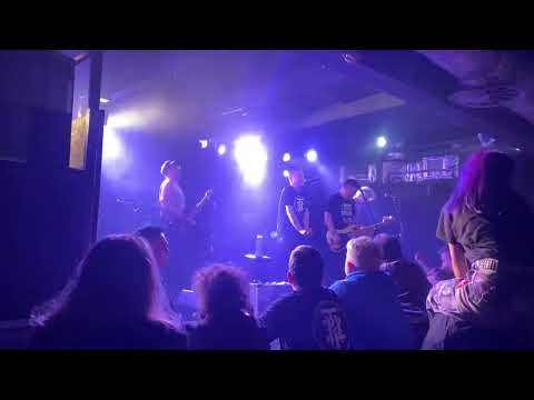 TZN Xenna - Bankier, oficer, polityk czy ksiądz [Punk Fest 2024 Proxima]