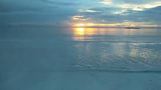 preview picture of video 'Pantai pasir panjang -Senja Tual'