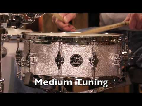 DW Performance Series 5.5x14 Snare Drum in Silver Sparkle