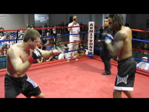 Qualon Fort vs Sebastian Black - Extreme Fight Club