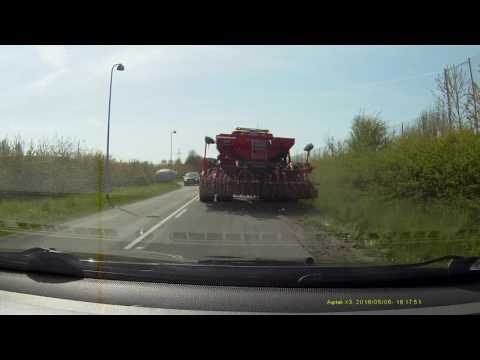 Traktor mit Überbreite